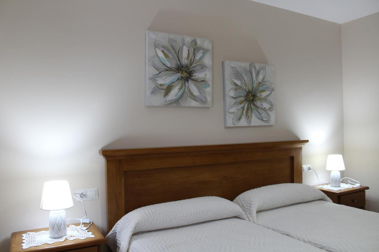 Apartamentos Casa Cerolleiro Castropol Kültér fotó