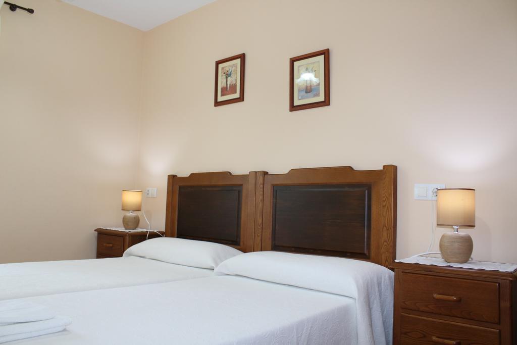 Apartamentos Casa Cerolleiro Castropol Kültér fotó