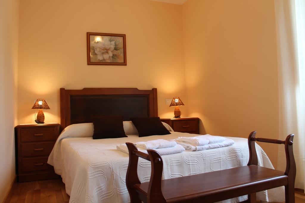 Apartamentos Casa Cerolleiro Castropol Kültér fotó