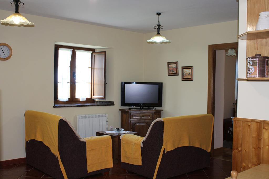 Apartamentos Casa Cerolleiro Castropol Kültér fotó