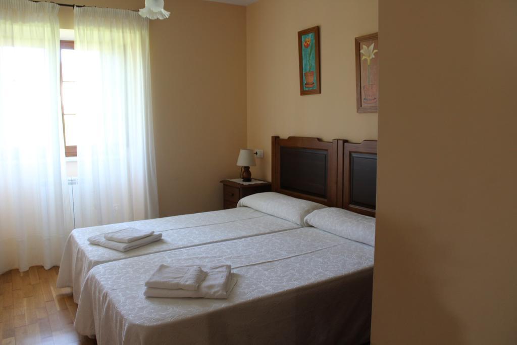 Apartamentos Casa Cerolleiro Castropol Kültér fotó
