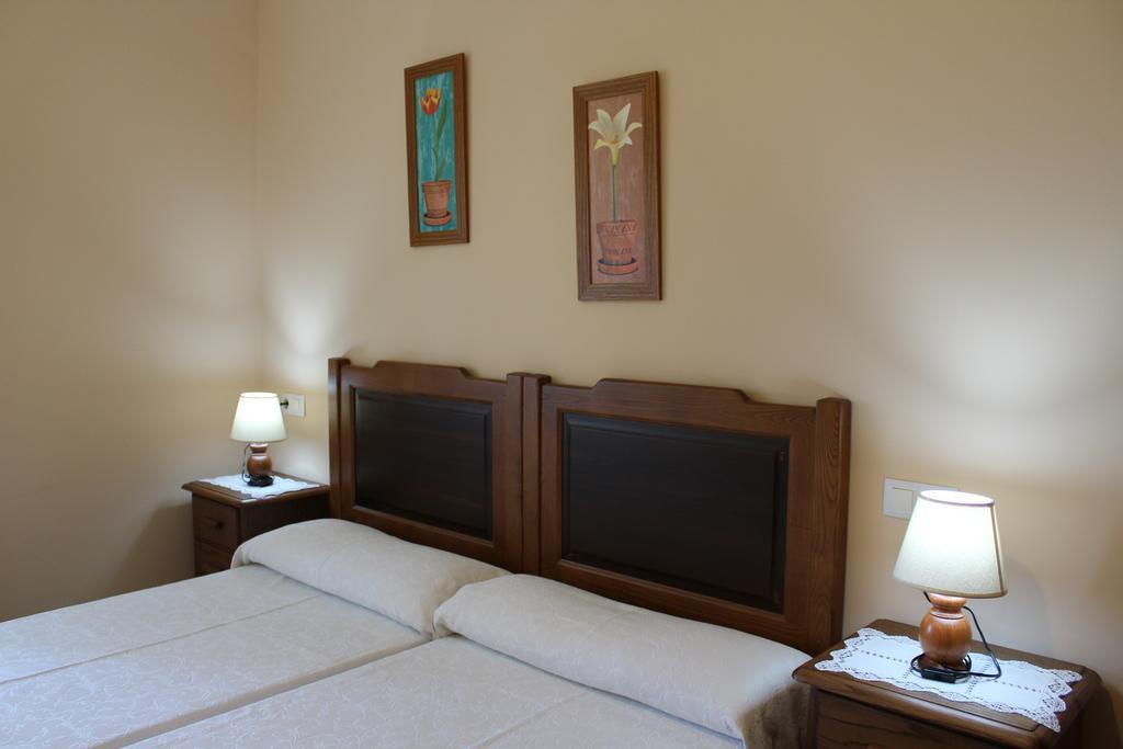 Apartamentos Casa Cerolleiro Castropol Kültér fotó