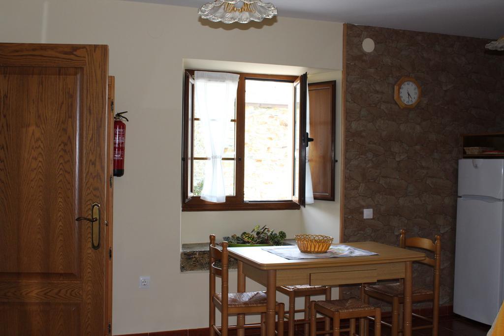 Apartamentos Casa Cerolleiro Castropol Kültér fotó